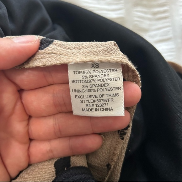 Blue Rain Black and Tan Wide Leg Animal Print Belted Jumpsuit Size XS - Picture 7 of 7